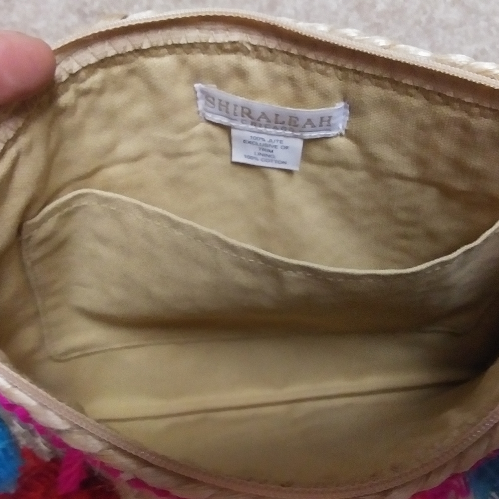 Large makeup bag - Picture 2 of 3